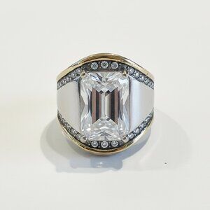 Brilho Jewelry Emerald Cut Crystal Ring Size 9 Gold and Silver Tone Bling